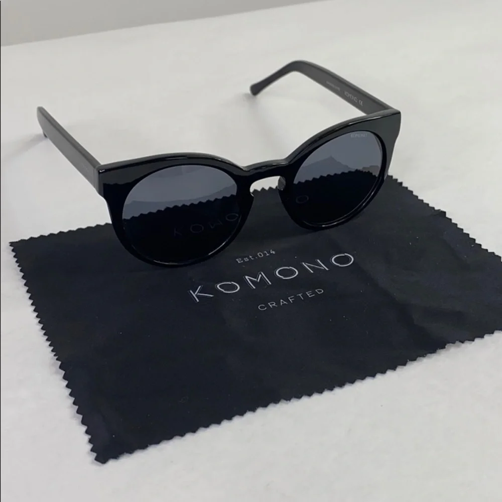 Komono Sunglasses NEW Lulu Glossy Black cat eye